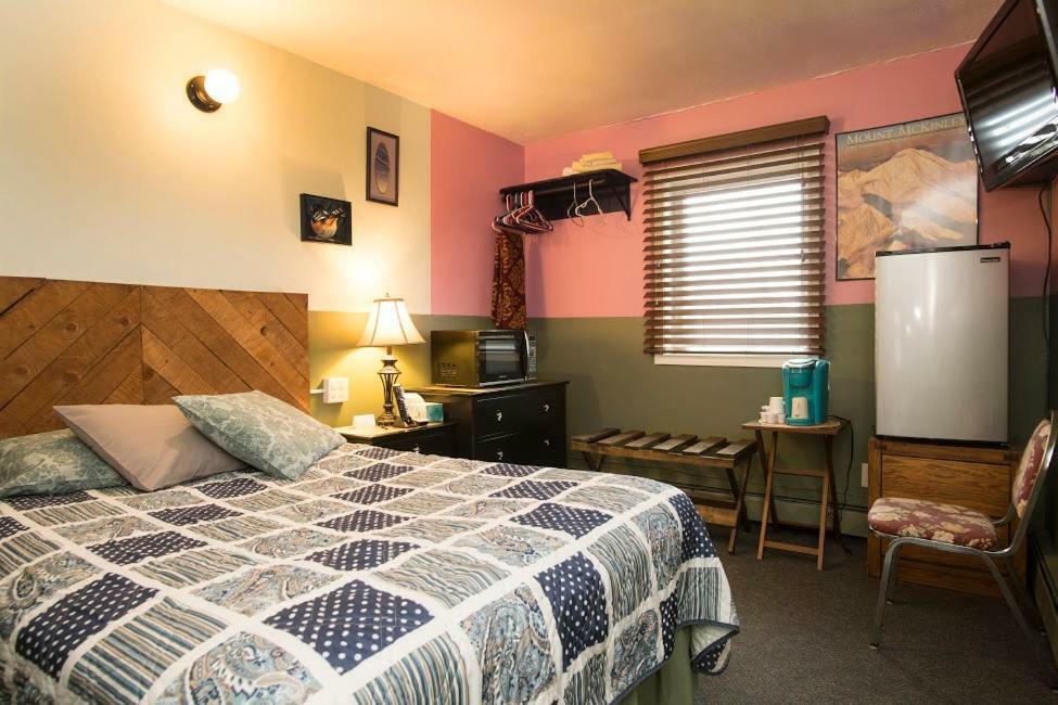 Fireweed Roadhouse Villa Nenana ภายนอก รูปภาพ