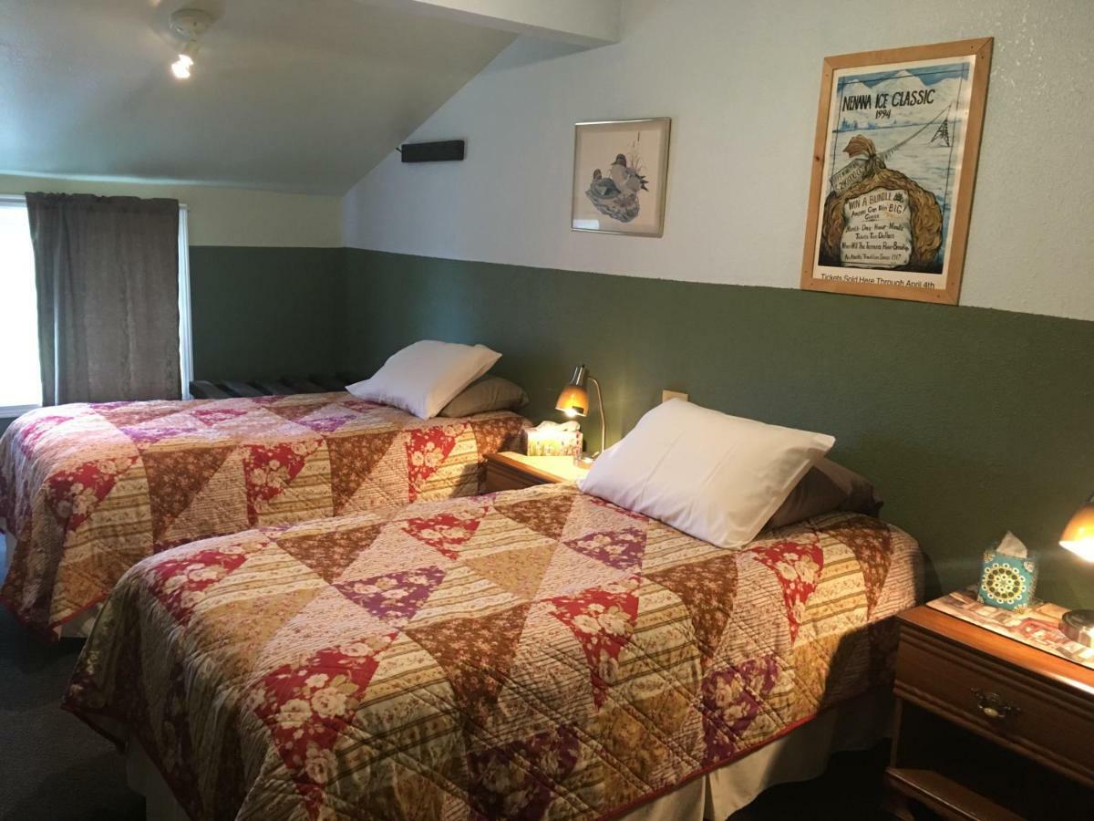 Fireweed Roadhouse Villa Nenana ภายนอก รูปภาพ